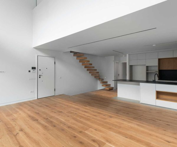 L24 apartment building in Voula, Athens