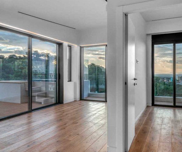 L24 apartment building in Voula, Athens